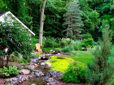 Potok v zahradě - 