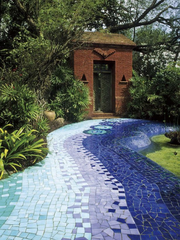Mozaiková zahradní cesta - 