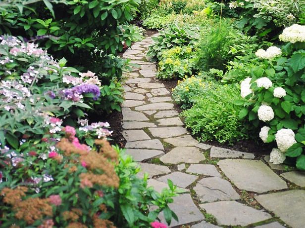 Kamenná zahradní cesta - 
