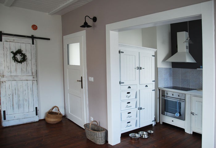 Obývací místnost propojená s kuchyní - Anglická Sezóna