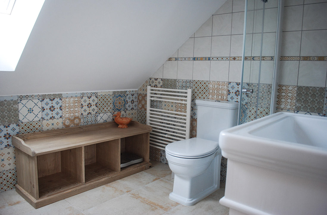 Rekonstrukce chalupy - nová koupelna - Anglická Sezóna