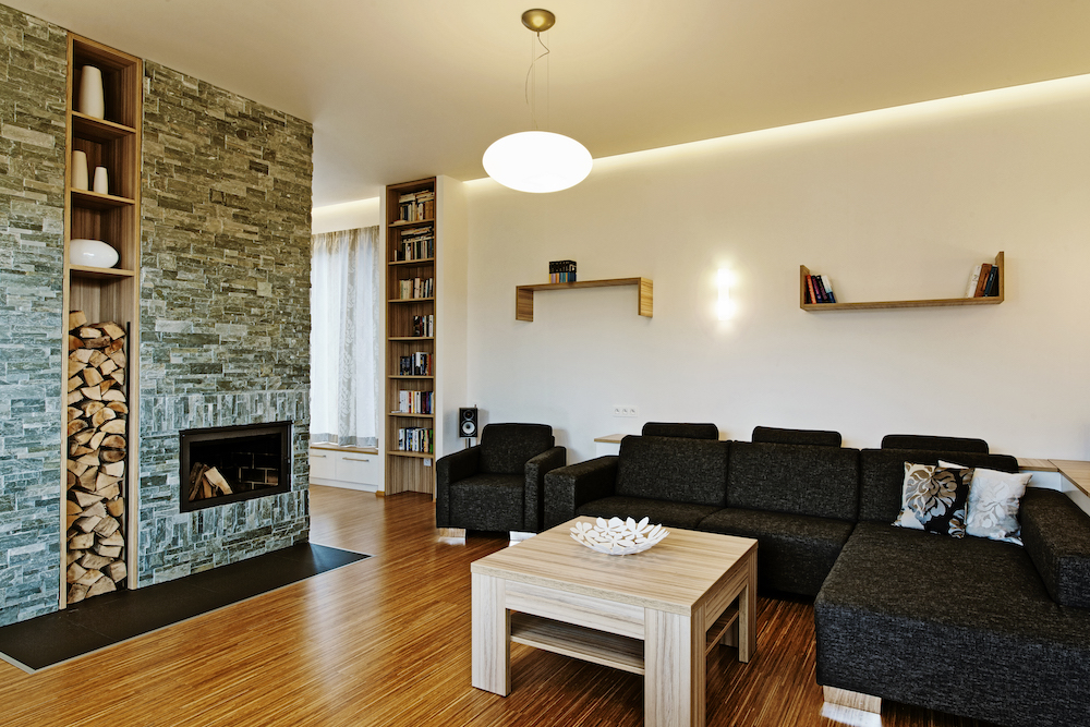 Obývací pokoj s krbem - Adam Rujbr Architects