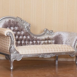 Stříbrné barokní sofa