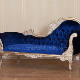 Modré retro sofa, zlatostříbrné