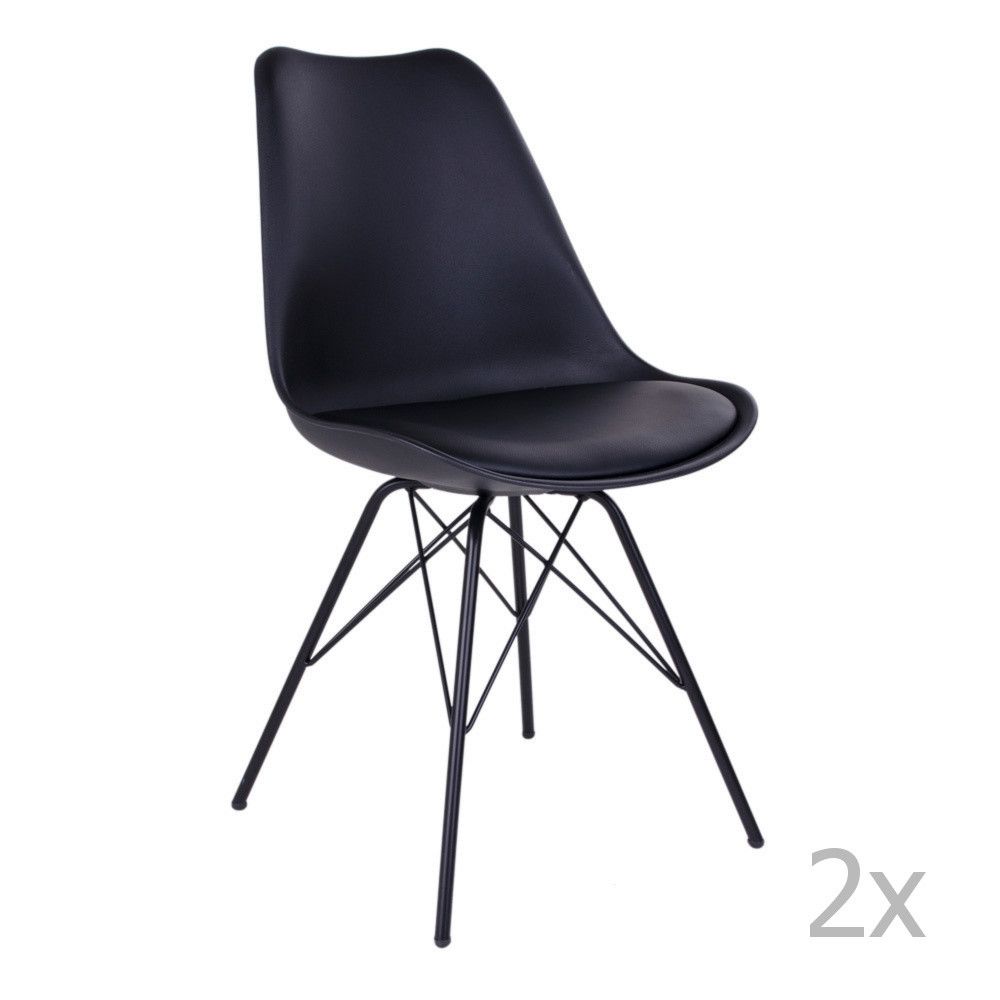 Nordic Living Černá plastová jídelní židle Marcus s černou podnoží - Designovynabytek.cz