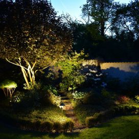 Realizace zahradního osvětlení