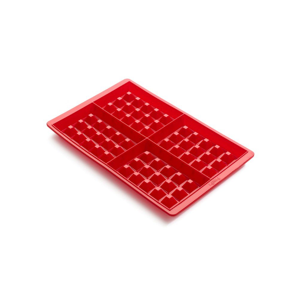 Červená silikonová forma na wafle Lékué - Bonami.cz