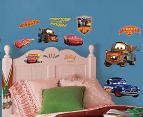 Samolepky Disney Cars. Obrázky Blesk McQueen a kamarádi. - Dětské dekorace Lunami
