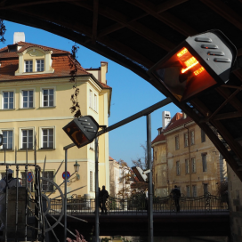Infrazářiče pod Karlovým mostem