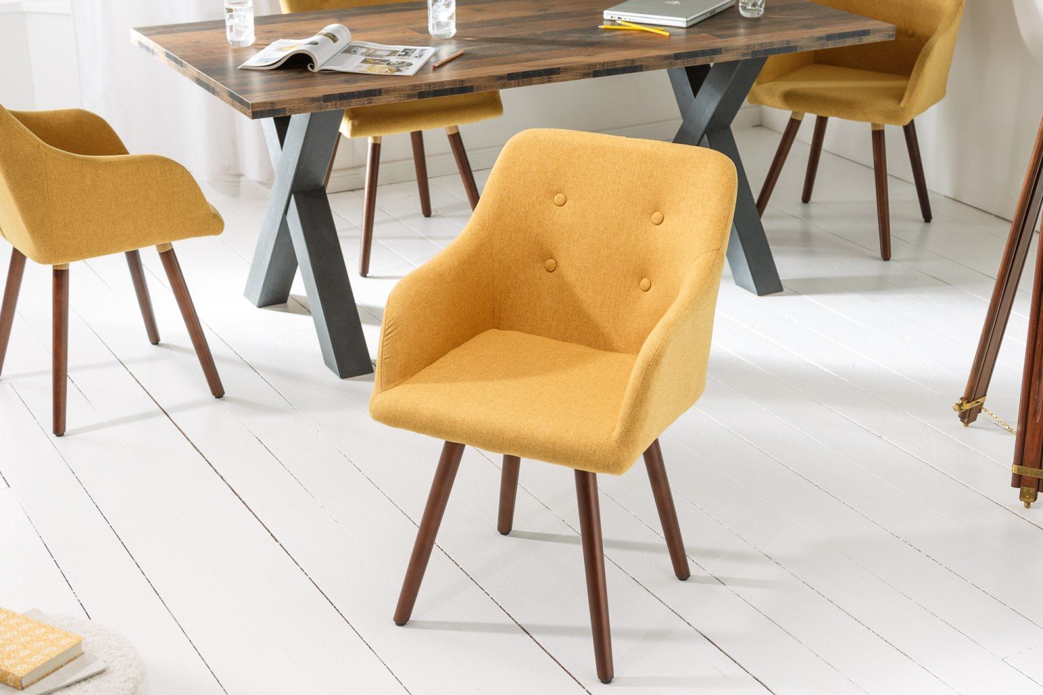 LuxD Designová židle Sweden Master hořčicově žlutá - Estilofina-nabytek.cz