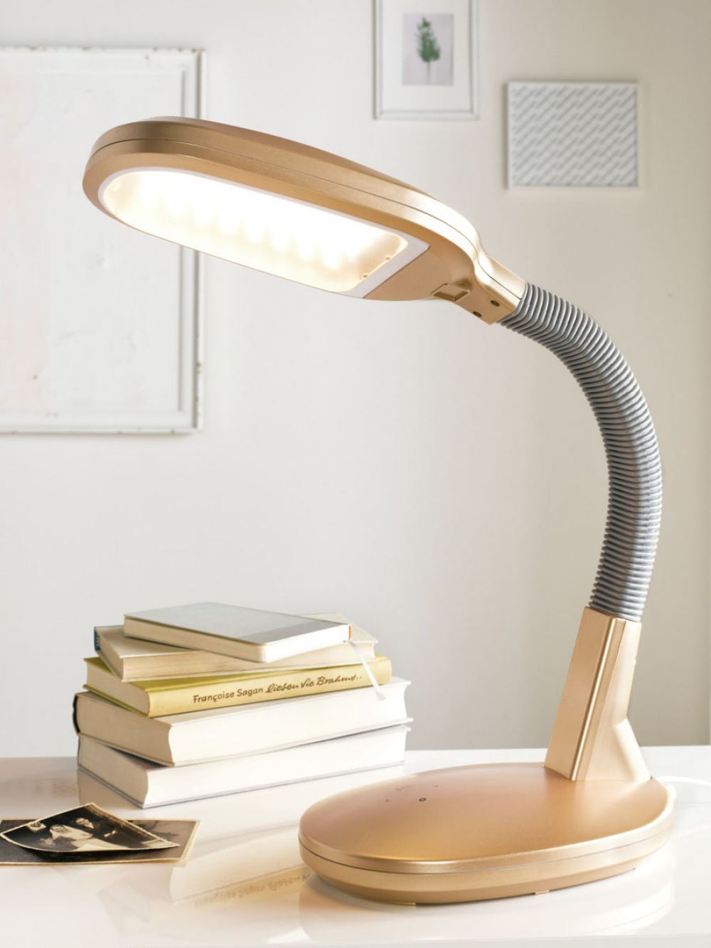 Weltbild LED Stolní lampa, zlatá - Velký Košík