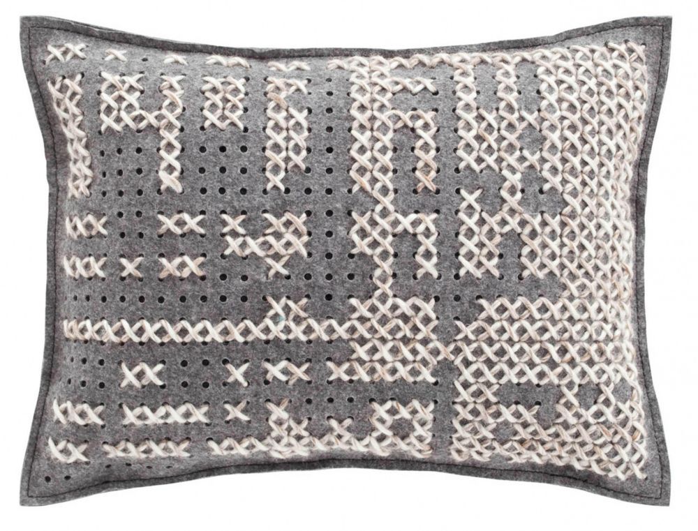 Výprodej GAN designové polštáře Abstract (57 x 43 cm, karbonová) - DESIGNPROPAGANDA
