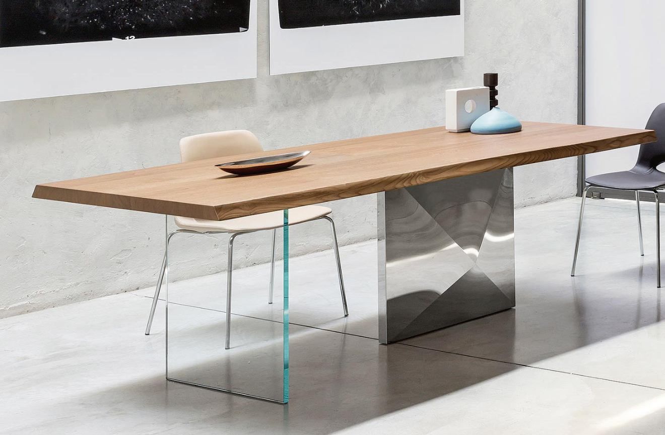 RIFLESSI - Stůl CUBRIC se dřevěnou deskou - 