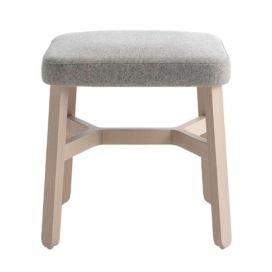 BILLIANI - Dřevěná stolička s čalouněným sedákem CROISSANT 579