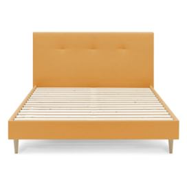 Čalouněná dvoulůžková postel s roštem 160x200 cm v hořčicové barvě Tory – Bobochic Paris