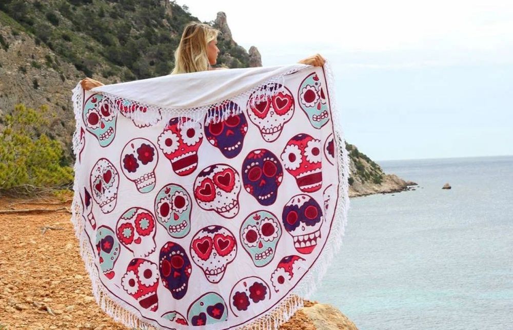 Barevný kulatý plážový bavlněný ručník / osuška s třásněmi Happy Skull - Ø180 cm Mycha Ibiza new - LaHome - vintage dekorace