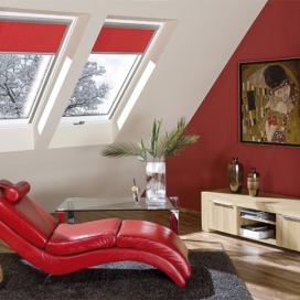 Obývací pokoj v podkroví se střeším oknem