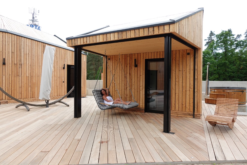 Sauna s venkovním odpočívacím místem - 