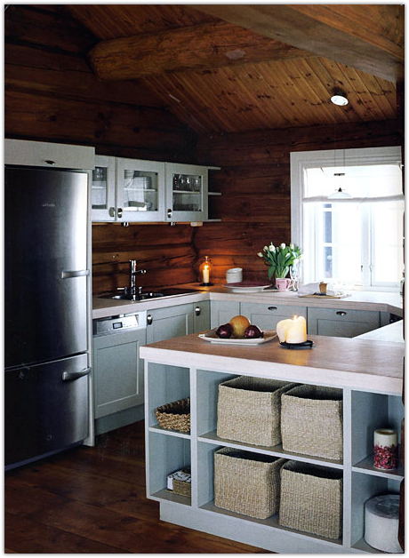 Kuchyně v podkroví - dřevěné obložení - 
