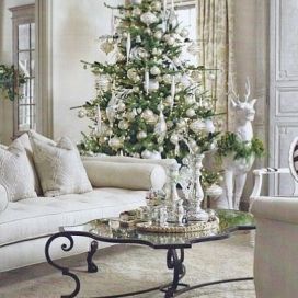 Vánoční stromeček v bílé barvě