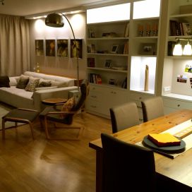 Obývací pokoj pohled z kuchyně Bydli Lépe -Iva Šmídová