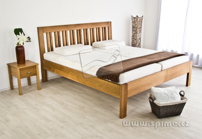 Dřevěná postel z masivu CAIRO manželské dvoulůžko | Spime.cz - Spíme.cz
