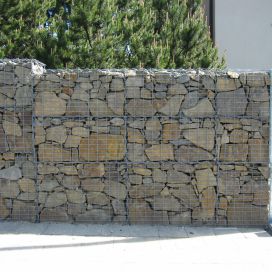 Detail gabionové zdi