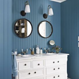 Modrá koupelna Vlasticka miluju interiéry