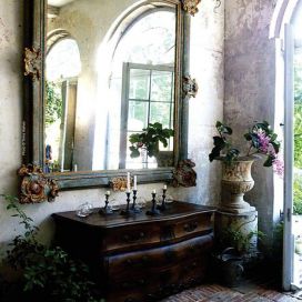 Chodba se zrcadlem Vlasticka miluju interiéry