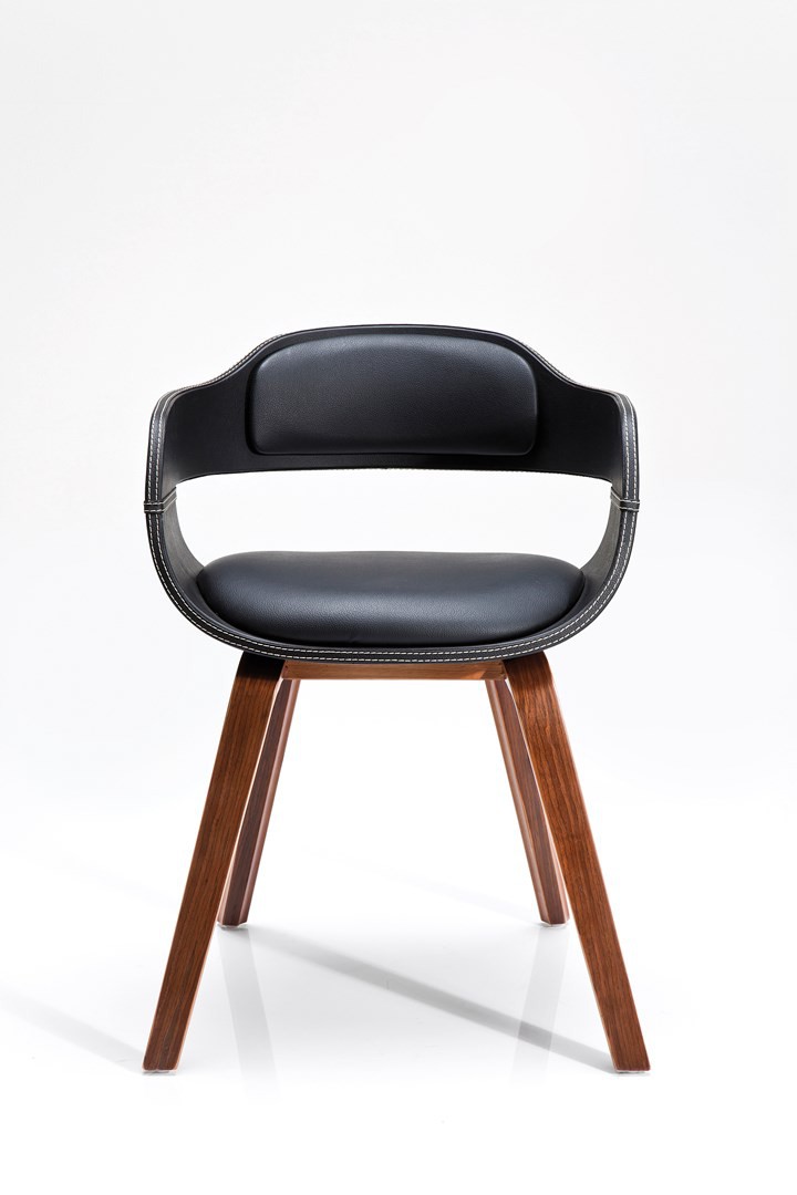 Černá polstrovaná židle s područkami Costa Walnut - KARE