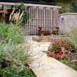 Okrasná zahrada s výhledem Flera - Atelier zahradní architektury