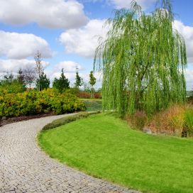 rozlehlá zahrada Flera - Atelier zahradní architektury