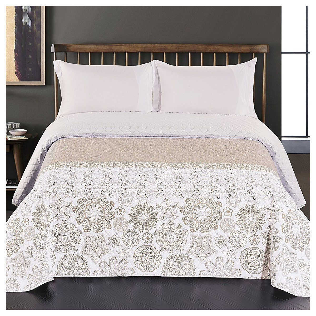 Oboustranný přehoz na postel DecoKing Alhambra béžový/bílý, velikost 220x240 - 4home.cz