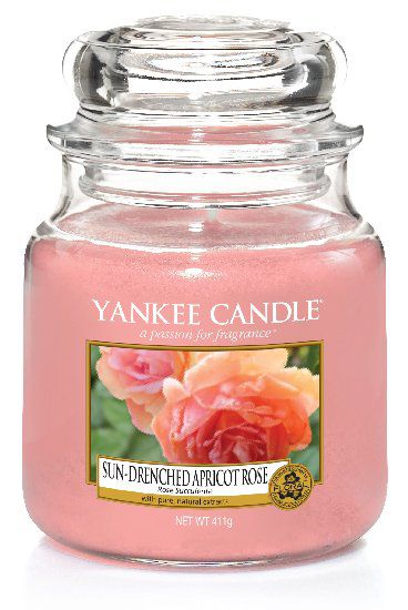 Yankee Candle vonná svíčka Sun-Drenched Apricot Rose Classic střední  - Different.cz