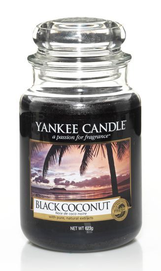 Velká vonná svíčka Yankee Candle Black Coconut - Different.cz