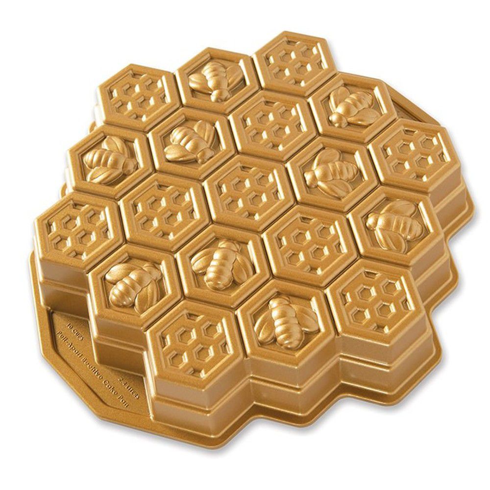 Forma na pečení ve tvaru medové plástve ve zlaté barvě Nordic Ware Bee, 2,4 l - Bonami.cz