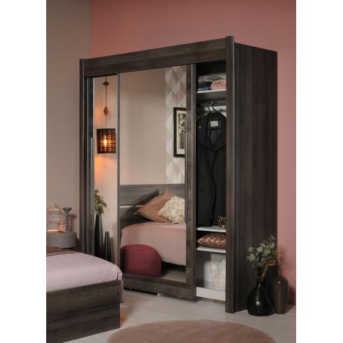 Prostorná šatní skříň s posuvnými dveřmi Celebrity RC20 - Nábytek aldo - NE