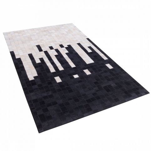 Černobílý kožený koberec 80x150 cm BOLU Beliani.cz