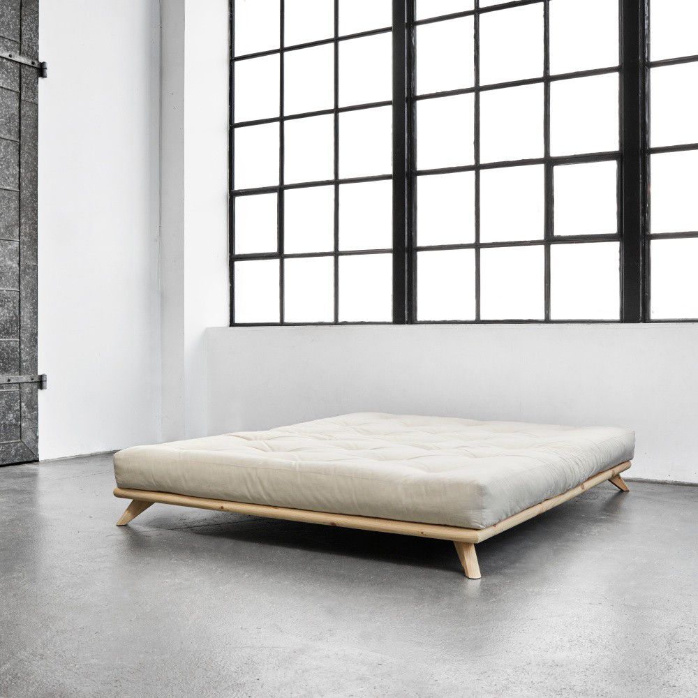 Dvoulůžková postel z borovicového dřeva s roštem 140x200 cm Senza – Karup Design - Bonami.cz