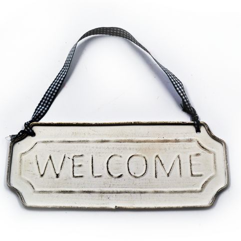 kovová cedulka s nápisem Welcome - JCandles