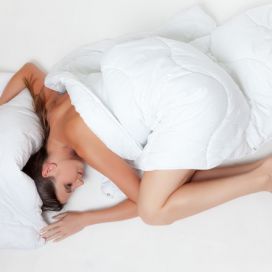 bed-blanket-comfort