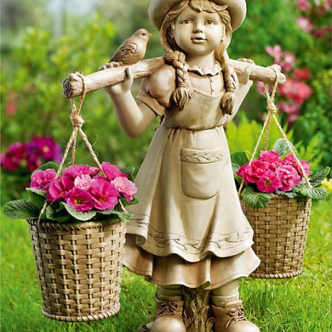Dívka s květináči - Velký Košík