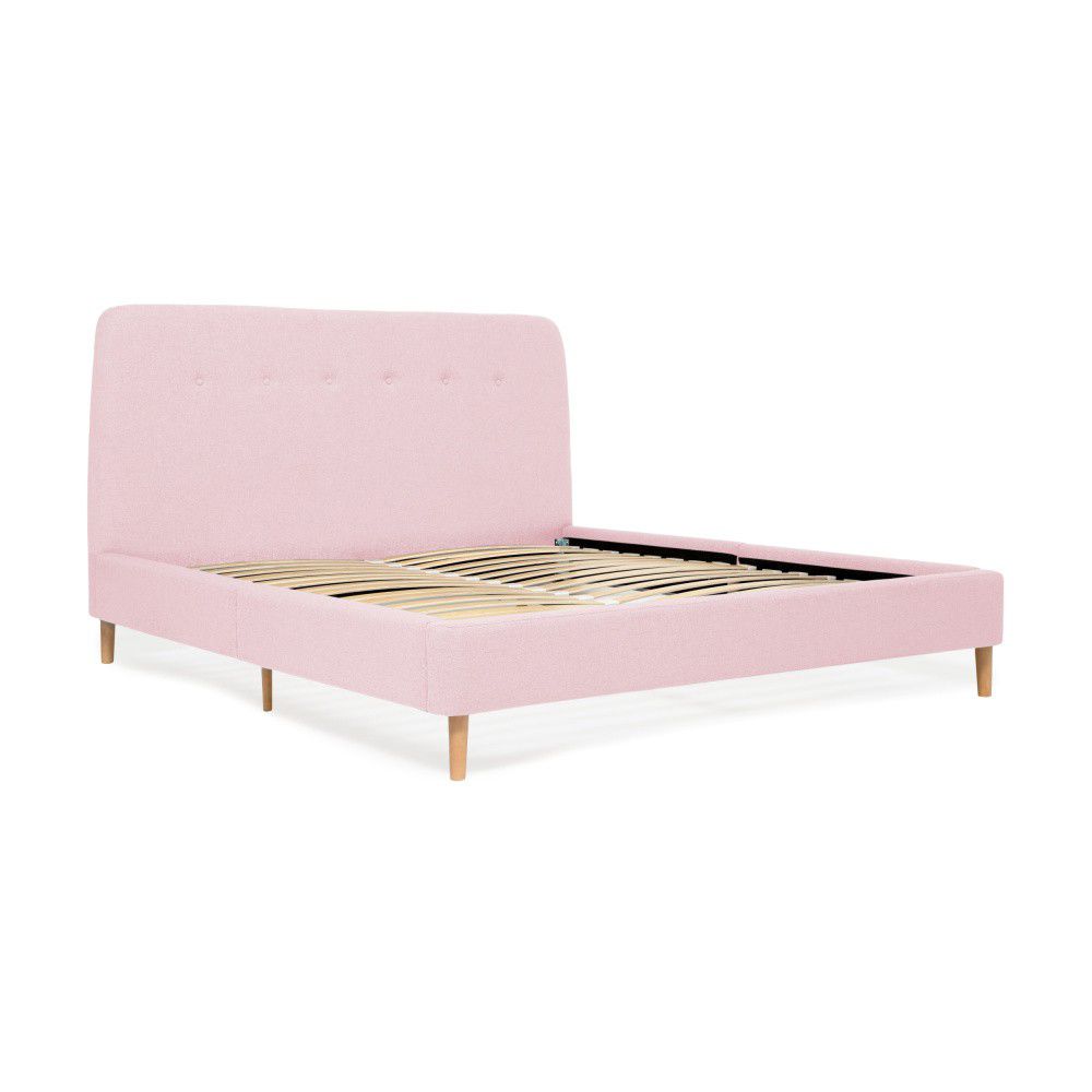 Pudrově růžová dvoulůžková postel s dřevěnými nohami Vivonita Mae King Size, 180 x 200 cm - Bonami.cz