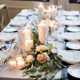 Jídelní stůl na svatbu