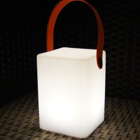 . LED lampa Edro, 10x10x15 cm - Alomi Design