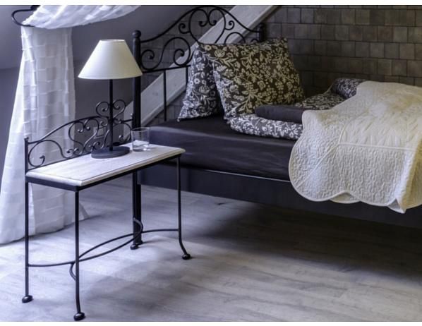 Kovaný noční stolek s masivní deskou MALAGA 0409C - FORLIVING
