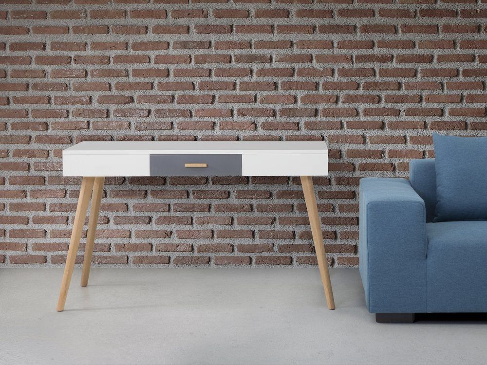 Dřevěný psací stůl 120 x 55 cm RUSH - Beliani.cz