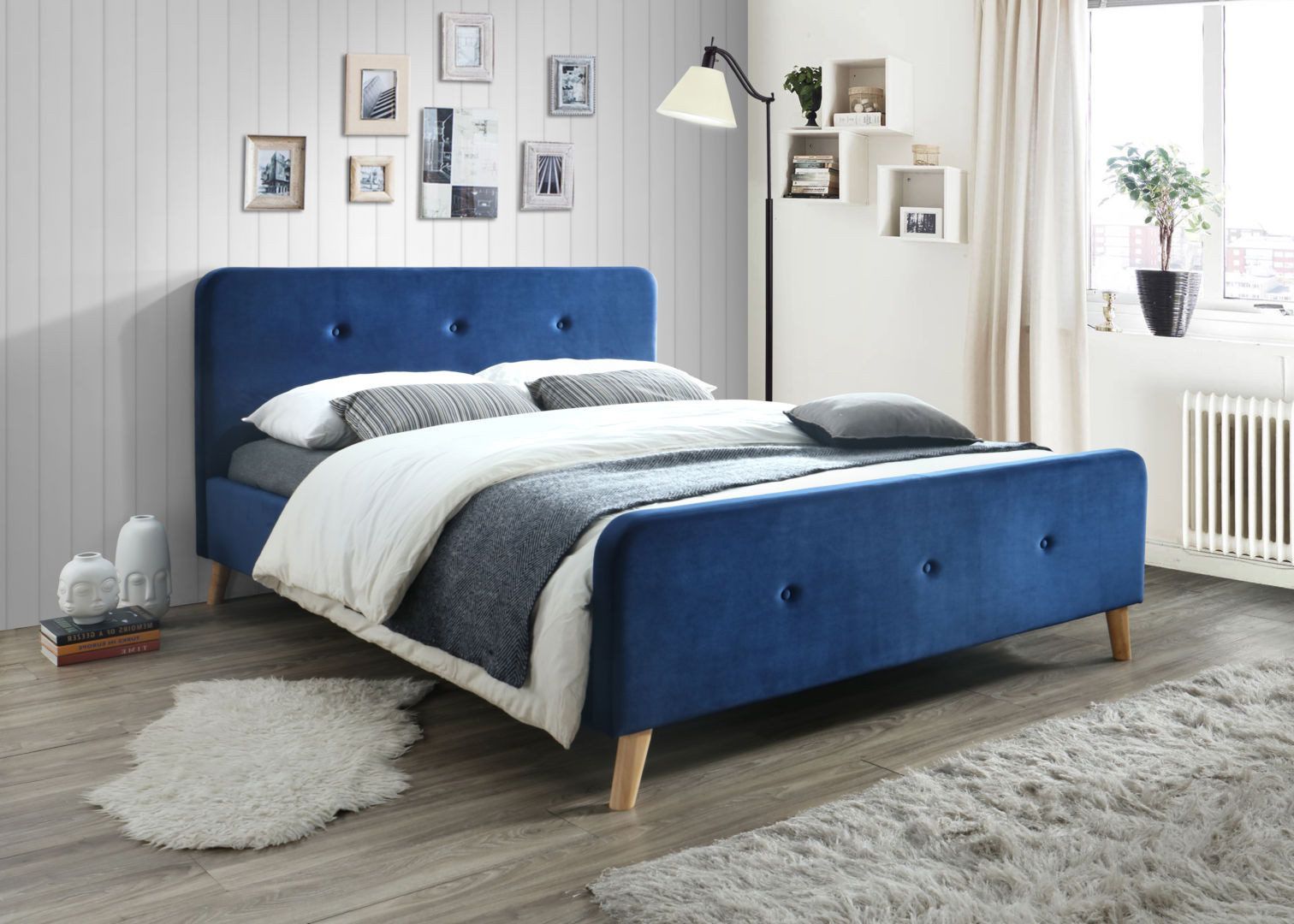 Čalouněná postel MALMO VELVET 160 x 200 cm modrá Matrace: Bez matrace - Výprodej Povlečení