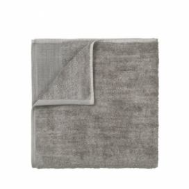 Šedý bavlněný ručník Blomus, 100 x 50 cm