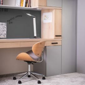designová pracovní židle